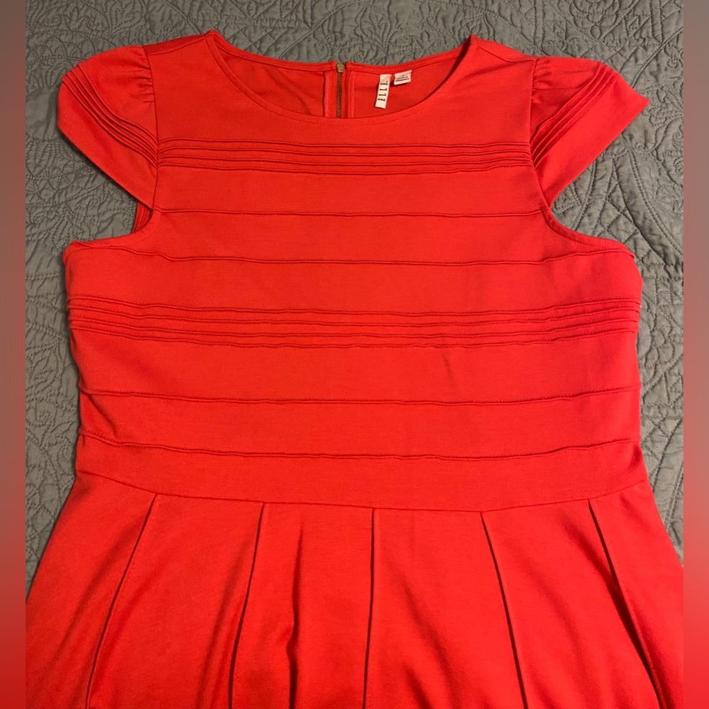 Elle Size 16